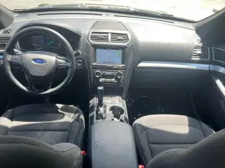 Ford Explorer 2017 AWD XLT 4dr SUV