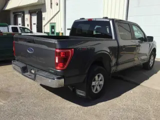 Ford F-150 2023 4x4 XL 4dr SuperCrew 5.5 ft. SB