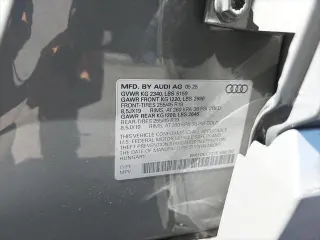 Audi Q3 2025 AWD quattro S line Premium 45 TFSI 4dr SUV