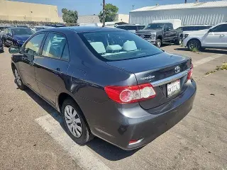 Toyota Corolla 2012 S 4dr Sedan 5M