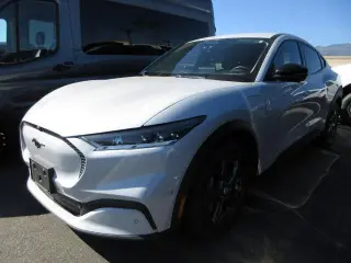 Ford Mustang Mach-E 2023 Select 4dr SUV