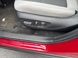 Toyota RAV4 Hybrid 2024 AWD XLE 4dr SUV
