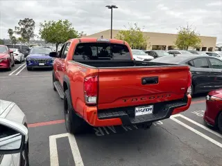 Toyota Tacoma 2017 4x4 TRD Off-Road 4dr Double Cab 5.0 ft SB 6A