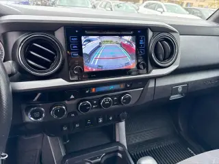 Toyota Tacoma 2017 4x4 TRD Off-Road 4dr Double Cab 5.0 ft SB 6A