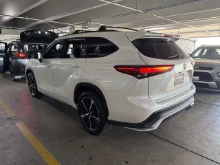 Toyota Highlander 2021 XSE 4dr SUV