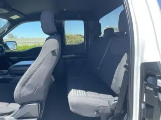 Ford F-150 2023 4x4 XLT 4dr SuperCab 6.5 ft. SB