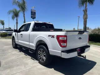 Ford F-150 2023 4x4 XLT 4dr SuperCab 6.5 ft. SB