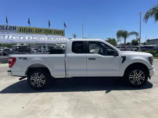 Ford F-150 2023 4x4 XLT 4dr SuperCab 6.5 ft. SB