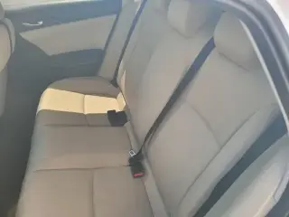 Honda Civic 2016 LX 4dr Sedan CVT