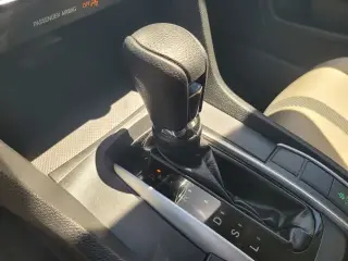 Honda Civic 2016 LX 4dr Sedan CVT