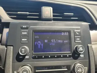 Honda Civic 2016 LX 4dr Sedan CVT