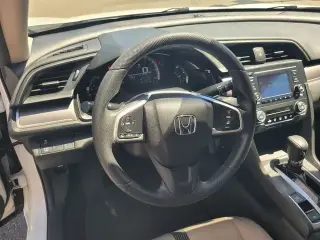 Honda Civic 2016 LX 4dr Sedan CVT