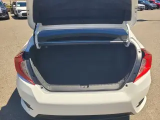 Honda Civic 2016 LX 4dr Sedan CVT
