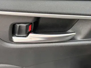 Toyota RAV4 2025 AWD XLE 4dr SUV