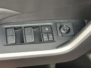 Toyota RAV4 2025 AWD XLE 4dr SUV