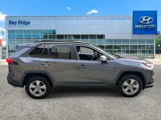 Toyota RAV4 2025 AWD XLE 4dr SUV