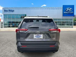 Toyota RAV4 2025 AWD XLE 4dr SUV