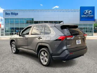 Toyota RAV4 2025 AWD XLE 4dr SUV