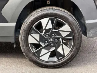 Hyundai KONA 2025 AWD SEL Convenience 4dr Crossover
