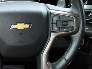Chevrolet Silverado 1500 2023 4x4 High Country 4dr Crew Cab 5.8 ft. SB