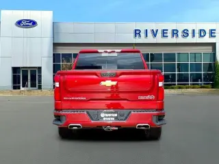 Chevrolet Silverado 1500 2023 4x4 High Country 4dr Crew Cab 5.8 ft. SB