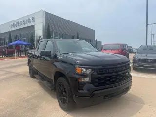 Chevrolet Silverado 1500 2025 4x4 Custom 4dr Crew Cab 5.8 ft. SB