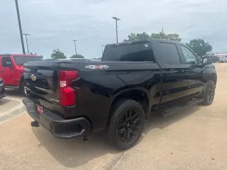 Chevrolet Silverado 1500 2025 4x4 Custom 4dr Crew Cab 5.8 ft. SB