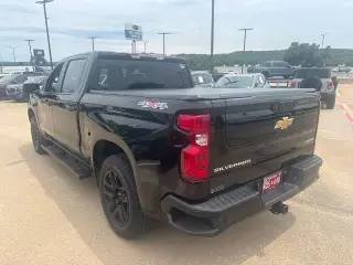 Chevrolet Silverado 1500 2025 4x4 Custom 4dr Crew Cab 5.8 ft. SB