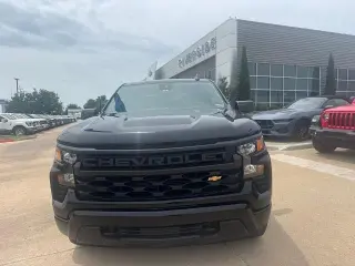Chevrolet Silverado 1500 2025 4x4 Custom 4dr Crew Cab 5.8 ft. SB