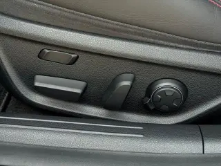 Genesis G70 2023 3.3T Standard 4dr Sedan