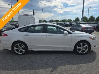 Ford Fusion Hybrid 2014 SE 4dr Sedan