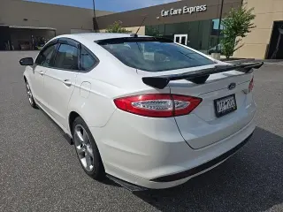 Ford Fusion Hybrid 2014 SE 4dr Sedan