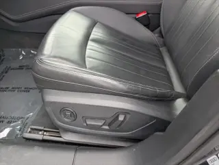 Audi A6 2024 AWD quattro Premium Plus 45 TFSI 4dr Sedan