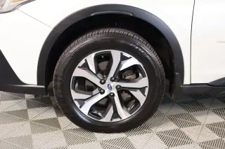 Subaru Outback 2021 AWD Touring XT 4dr Crossover