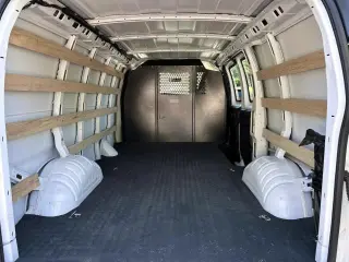 Chevrolet Express 2025 2500 3dr Cargo Van