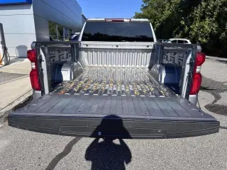 Chevrolet Silverado 1500 2023 4x4 RST 4dr Crew Cab 5.8 ft. SB