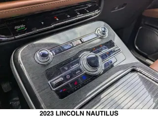 Lincoln Nautilus 2023 Reserve 4dr SUV