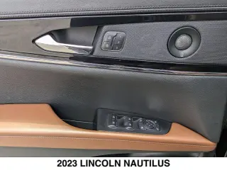 Lincoln Nautilus 2023 Reserve 4dr SUV