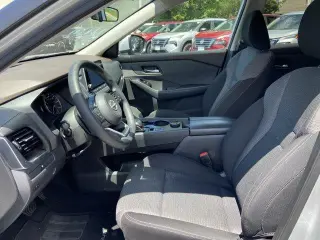 Nissan Rogue 2022 AWD SV 4dr Crossover