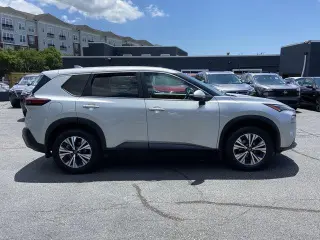 Nissan Rogue 2022 AWD SV 4dr Crossover