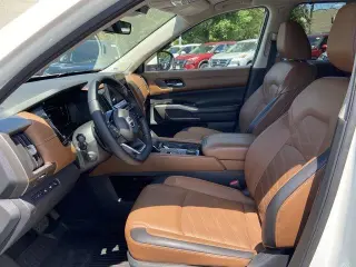 Nissan Pathfinder 2024 AWD Platinum 4dr SUV