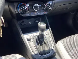 Hyundai KONA 2023 AWD SE 4dr Crossover