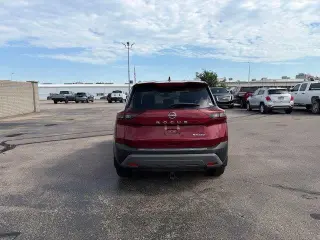 Nissan Rogue 2022 AWD SV 4dr Crossover