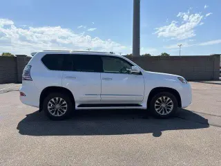 Lexus GX 460 2016 AWD Luxury 4dr SUV