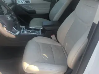 Ford Explorer 2020 AWD Platinum 4dr SUV