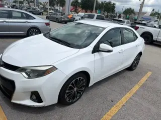 Toyota Corolla 2014 S 4dr Sedan