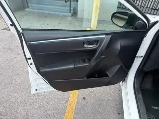 Toyota Corolla 2014 S 4dr Sedan