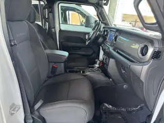 Jeep Wrangler 2023 4x4 Sahara 4dr SUV