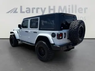 Jeep Wrangler 2023 4x4 Sahara 4dr SUV