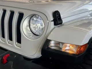 Jeep Wrangler 2023 4x4 Sahara 4dr SUV